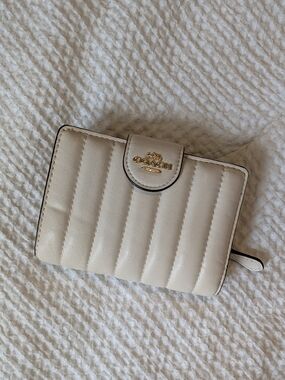 Coach Quilted Leather Accordion Wallet in Cream